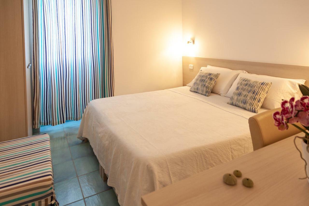 アグローポリ 'U Salecaro Bed & Breakfast エクステリア 写真